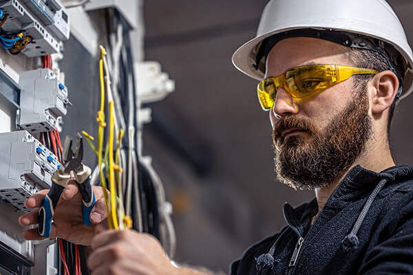 Electrician In Mill Creek, Wa